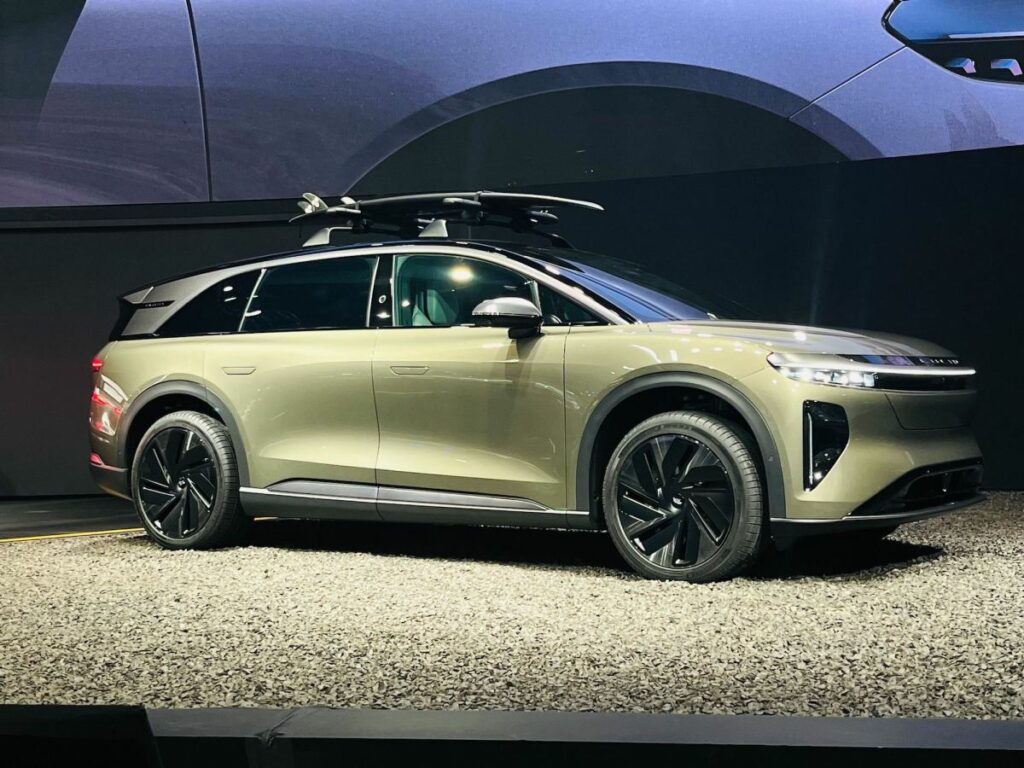 Debut Of 440 Mile Range All Electric Lucid Gravity Suv