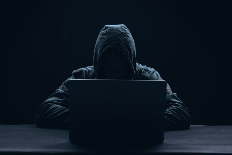 5 Indications that Your Account Has Been Hacked 5 Indications That Your Account Has Been Hacked