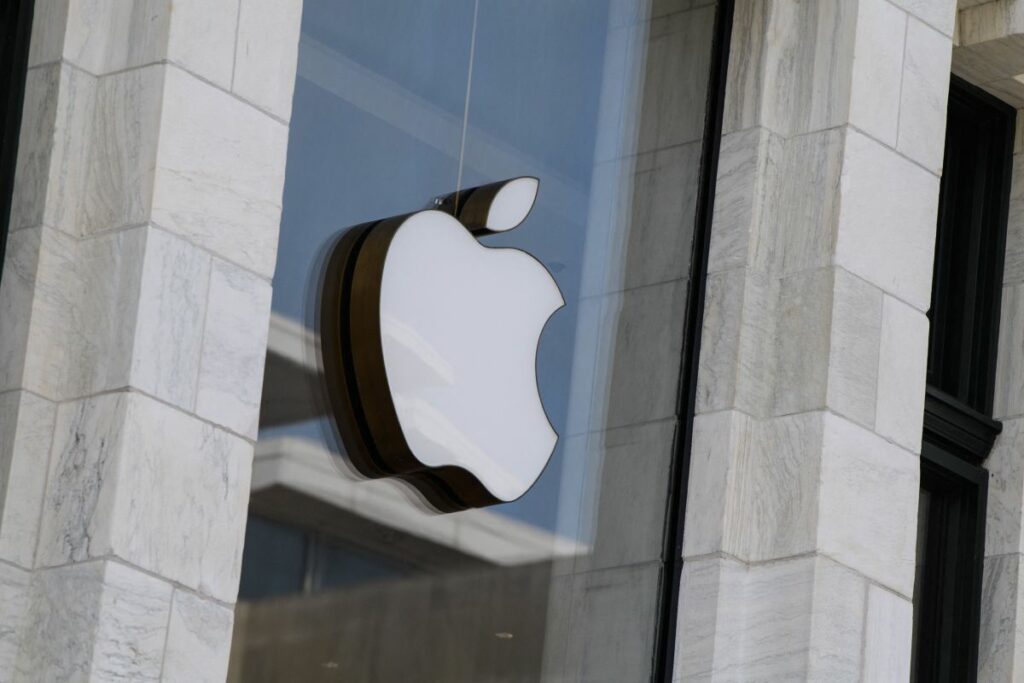 Apple To Pay $25 Million To Resolve Family Sharing Lawsuit