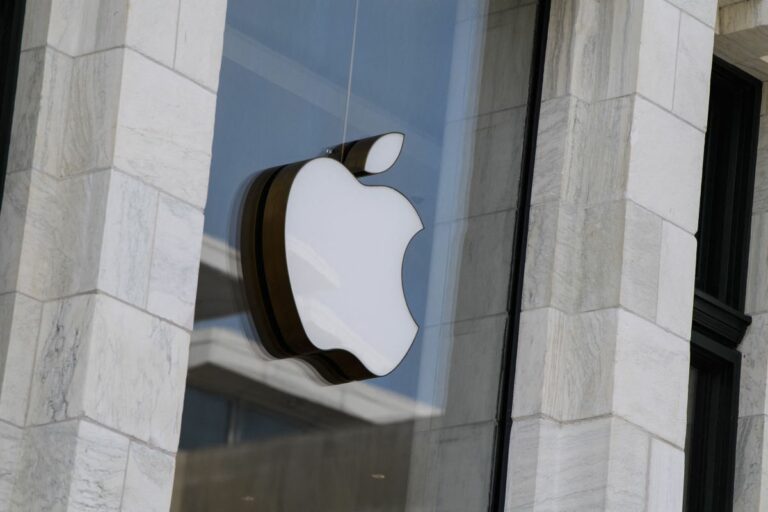 Apple To Pay $25 Million To Resolve Family Sharing Lawsuit
