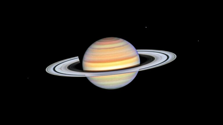 Hubble’s remarkable clarity reveals ring-spoke phenomenon Hubble's Remarkable Clarity Reveals Ring Spoke Phenomenon