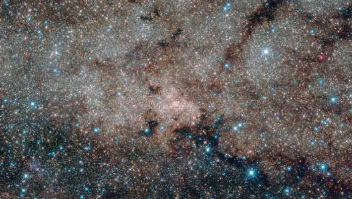 Three new young stars found in the central region of the Milky Way galaxy by astronomers Three New Young Stars Found In The Central Region Of