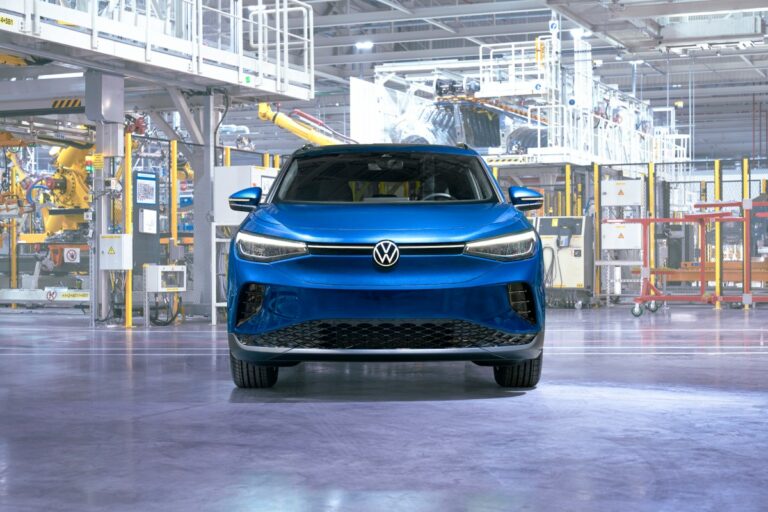 Volkswagen, Porsche, and Audi to implement Tesla charging standards Volkswagen, Porsche, And Audi To Implement Tesla Charging Standards