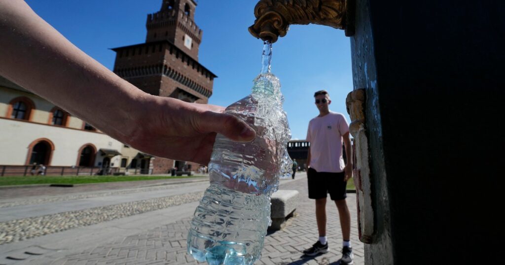 Researchers Find Approximately 250,000 Undetected Nanoplastic Particles In Each Liter