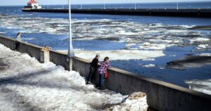 Rising Temperatures Lead To Minimal Ice On Great Lakes