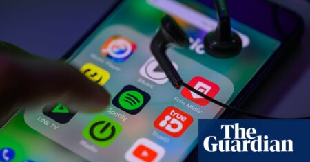Apple Accuses Spotify Of Seeking 'unlimited' Access To Its Tools