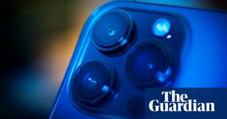 Apple Advises Against Using Rice To Dry Wet Iphones; Here's