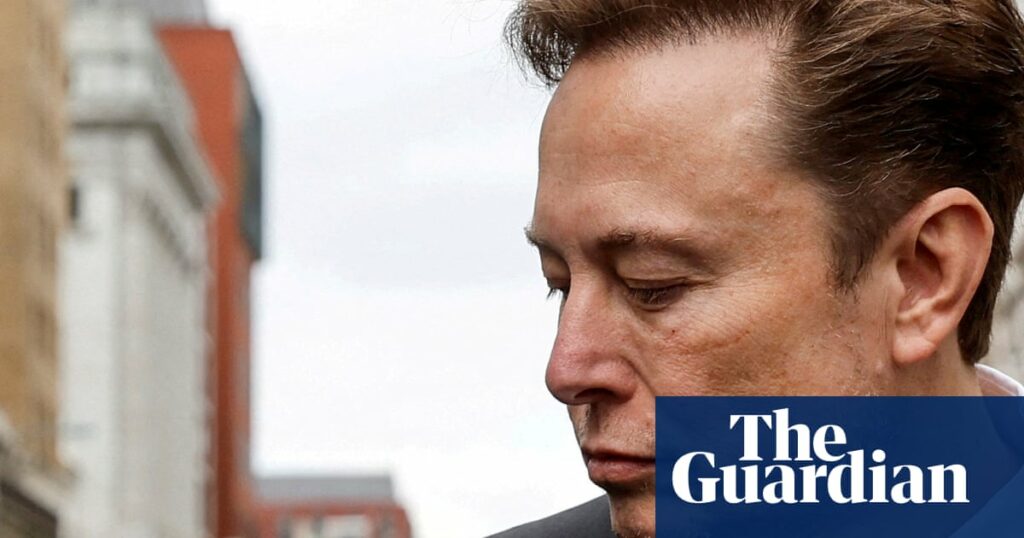 Elon Musk Redeems Himself At California Bakery Following $2,000 Pie