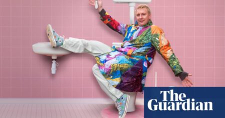 Joe Lycett Clarifies Poop Prank On Podcast Top Picks