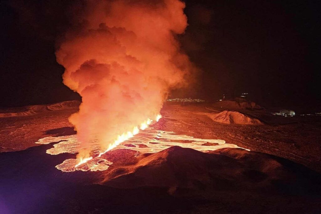 The Huge Magma Flow In Iceland Set A New Speed