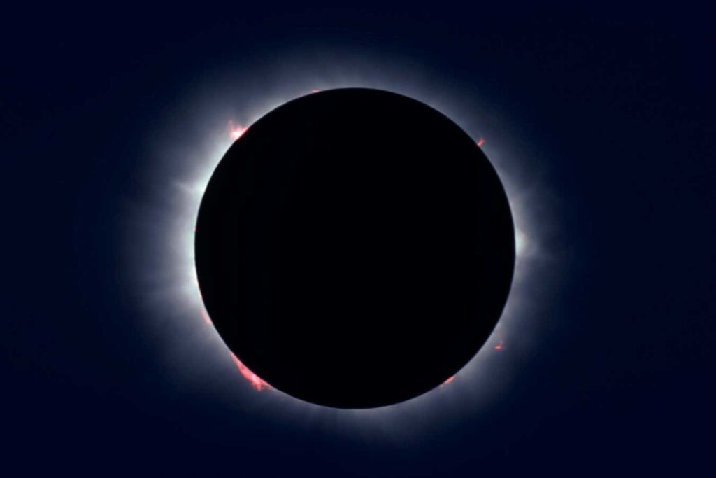 6 important considerations during a total solar eclipse 6 Important Considerations During A Total Solar Eclipse
