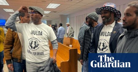 Minneapolis Drivers Successfully Protest For Wage Increase, Leading Lyft And