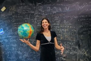 Physicists Are Delving Into Quantum Gravity Using The Concept Of