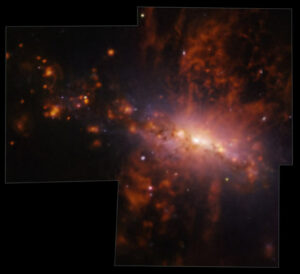 Astronomers Discover Large Ejection Of Dipolar Material From Ngc 4383