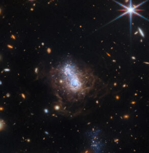 Blue Compact Dwarf Galaxy: Low Metallicity And Rapid Star Formation