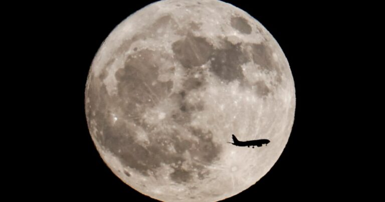 White House instructs NASA to establish universal time for the moon White House Instructs Nasa To Establish Universal Time For The