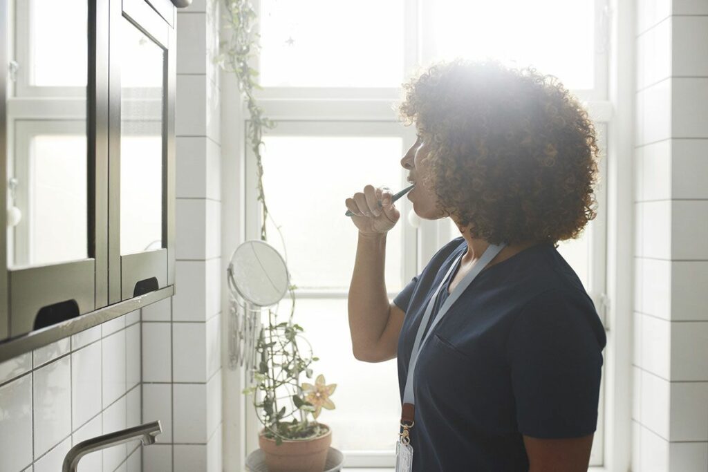 Are You Brushing Your Teeth Incorrectly? Here's How To Properly