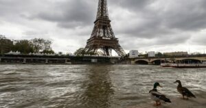 Report Shows Pollution In Seine River Still Poses Danger To