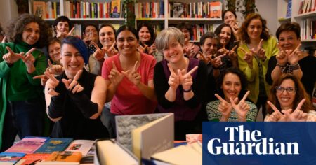 Spanish women are making history by addressing gender disparities on Wikipedia Spanish Women Are Making History By Addressing Gender Disparities On