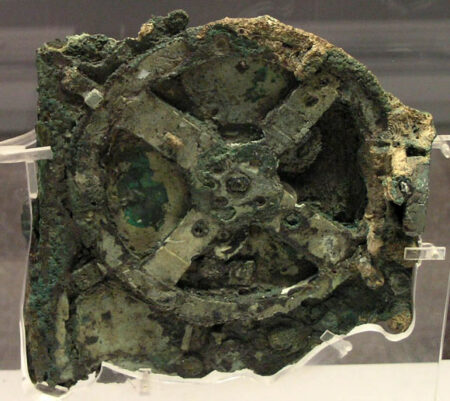 Astronomers Decode the Calendar Ring of the Antikythera Mechanism Astronomers Decode The Calendar Ring Of The Antikythera Mechanism