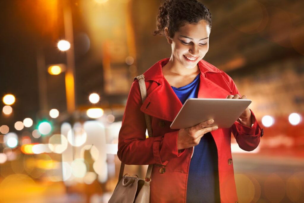 Here's Why People Who Stay Up Late Tend To Have