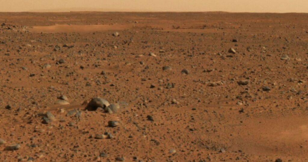 Scientists Suggest Using Heat Absorbing 'glitter' To Warm Mars