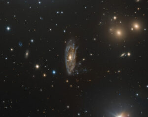 Vst Finds Jellyfish Galaxy In The Hydra Cluster