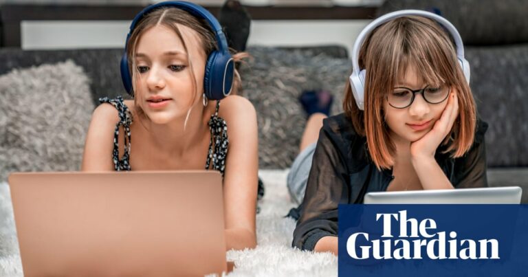 Norway Implements New Minimum Age Requirement of 15 for Social Media to Safeguard Children Norway Implements New Minimum Age Requirement Of 15 For Social