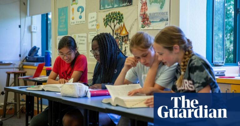 Techscape: Silicon Valley's Top Schools Quickly Experimenting With Technology |