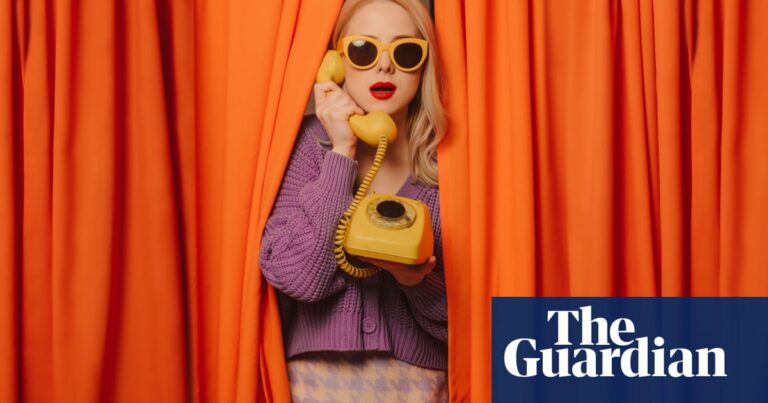 Why Generation Z And Scammers Are Choosing Landlines Over Smartphones