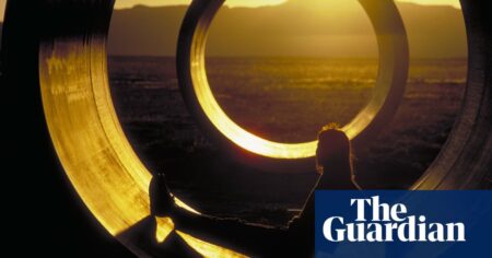 Witness The Glow: Liberation From Smartphone Addiction Through Art |