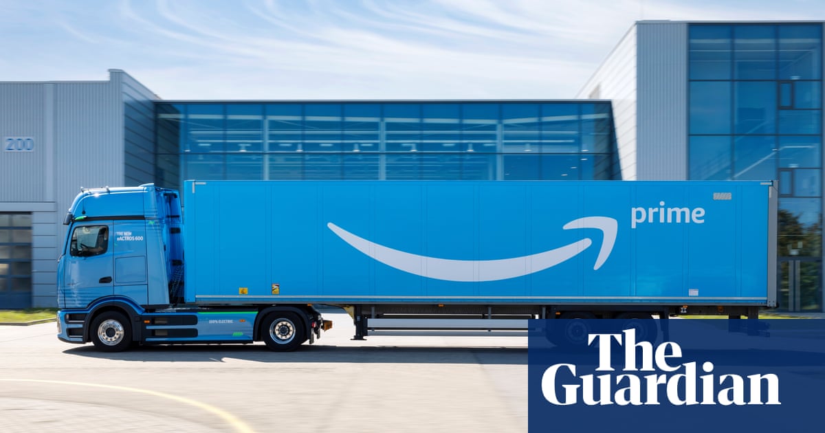 Amazon purchases UK's largest electric truck to decrease carbon footprint 1 Amazon Purchases Uk's Largest Electric Truck To Decrease Carbon Footprint