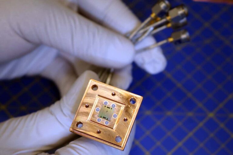 First successful implementation of automatic error correction on a quantum computer First Successful Implementation Of Automatic Error Correction On A Quantum