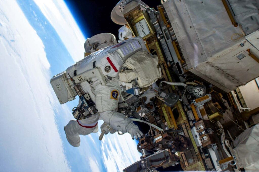 Dirt on Spacecraft Might Be Necessary for Astronaut Health Dirt On Spacecraft Might Be Necessary For Astronaut Health