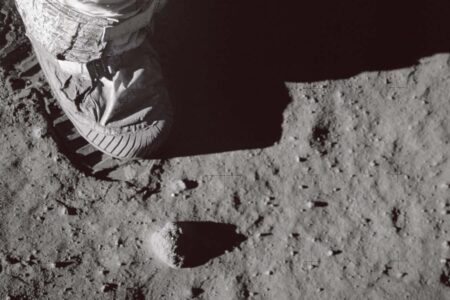 Photographs That Encapsulate Humanity's Eternal Fascination With The Moon