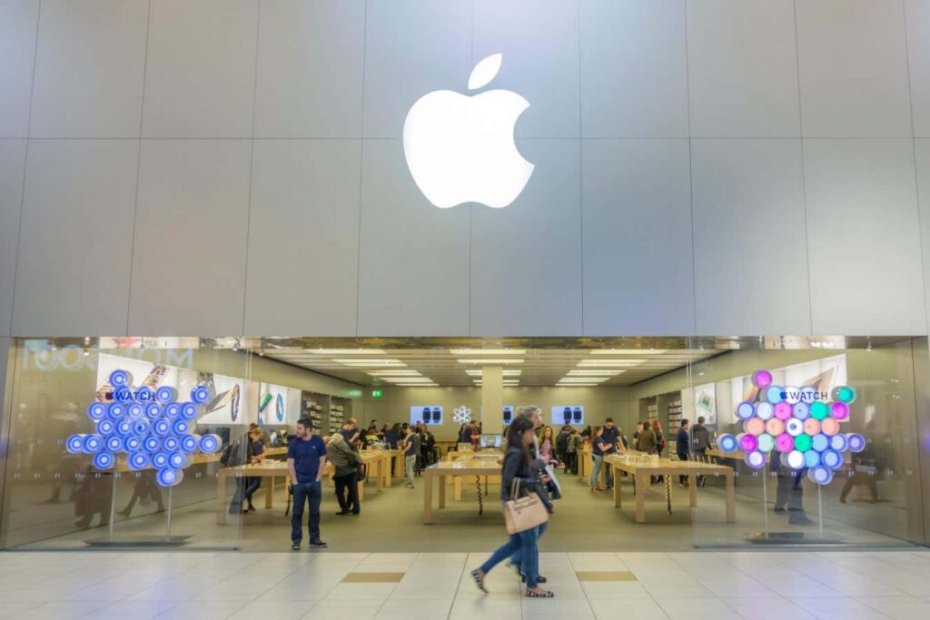 Former uk cyber chief believes it is "unrealistic" to demand