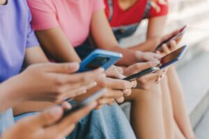 Smartphones can benefit children if they steer clear of social
