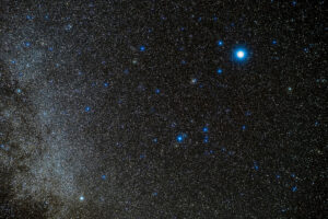 Ancient fireballs: the lyrids meteor shower tonight don't miss