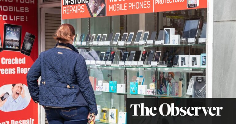 Can mobile phone users also save on Sims? Can mobile phone users also save on sims?