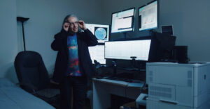 Harvard professor jonathan mcdowell announces retirement and departure from america