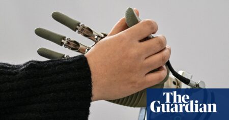 How AI chatbots can help people cheer up: Exploring human-robot relationships How ai chatbots can help people cheer up: exploring human robot