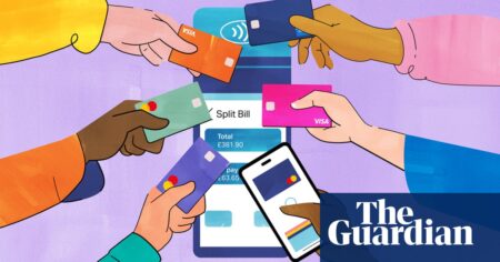 Managing bills together: tips for dividing expenses without damaging relationships