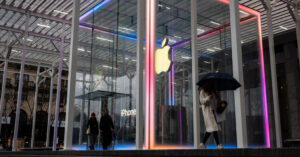 New us tariffs: smartphones and computers exempted from china by