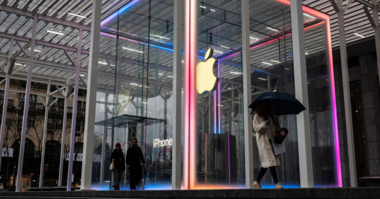New us tariffs: smartphones and computers exempted from china by