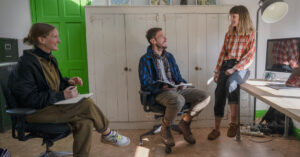 Parents take charge as uk government decides against banning smartphones