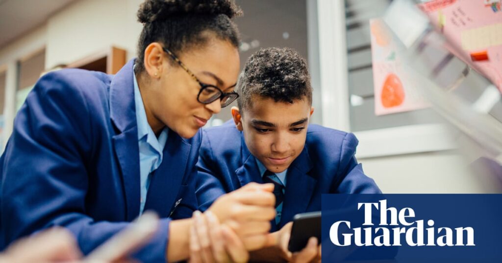 Potential harmful effects of banning teenagers' smartphone use for academic