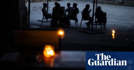 Power outage sparks confusion and reflection on digital reliance in