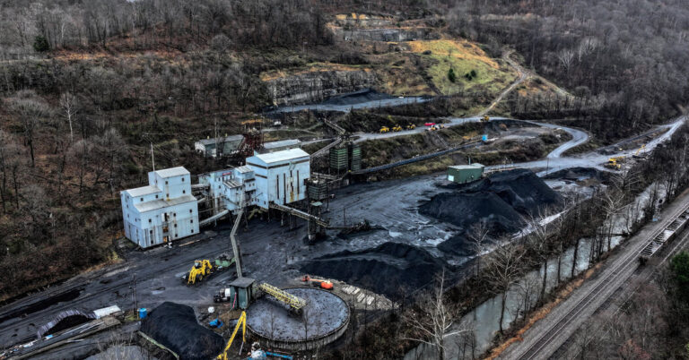 Trump seeks to reverse the prolonged decline of the coal