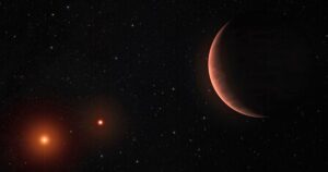 Twin stars could be brought into orbit by planets similar
