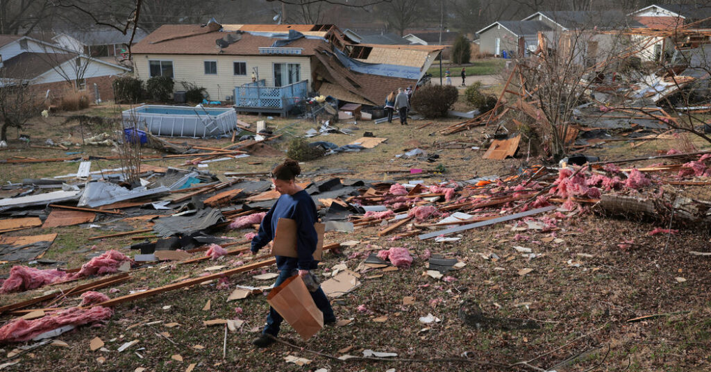 Local officials back reduction in disaster preparedness funding